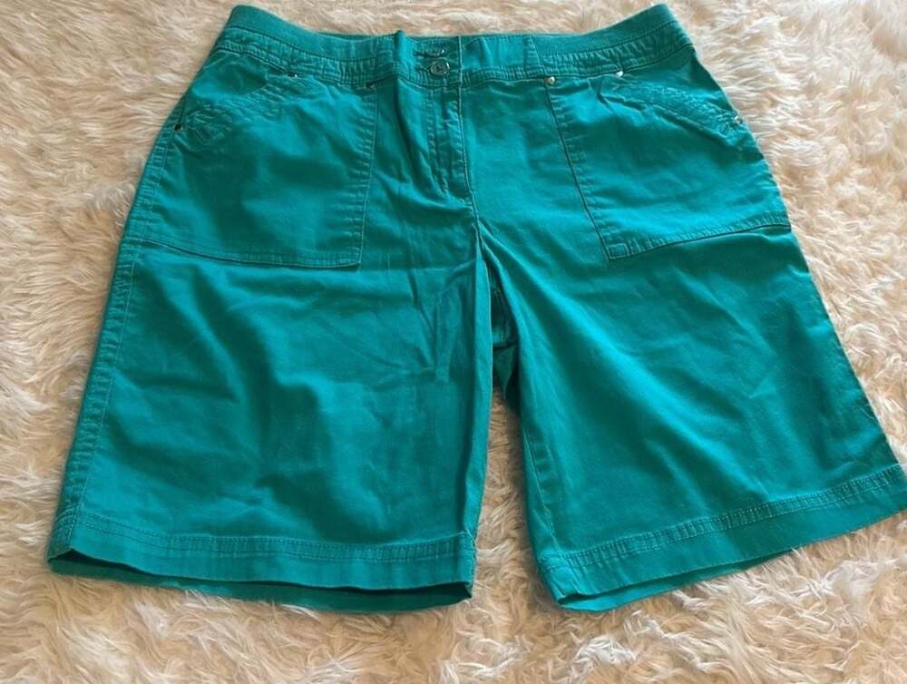 Karen Scott Petites Green Cotton Blend Stretch Bermuda Shorts Size 10P